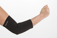Armbågsskydd från Back on Track- Physio (L)