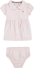 Baby Gingham Dress S/S Dresses & Skirts Dresses Baby Dresses Short-sleeved Baby Dresses Pink Tommy Hilfiger