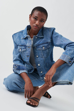 Gina Tricot - Shoulder padded denim jacket - jeansjackor - Blue - S - Female