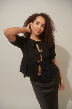 Gina Tricot - Puff sleeve blouse - Topper - Black - XS - Female
