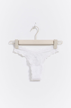 Gina Tricot - Shaped lace thong - Truser - White - XS - Female