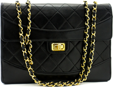 Pre-eide Chanel Vintage Classic Chain Shoulder Bag Black Quilted Flap Lamb