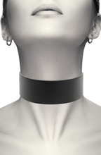 Coquette Hand Crafted Choker Vegan Leather BDSM-halsbånd