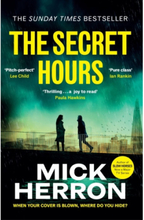 The Secret Hours (pocket, eng)