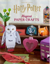 Harry Potter: Magical Paper Crafts - 24 Official Creations Inspired by the (häftad, eng)