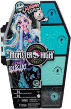 Monster High Skulltimates Secrets Lagoona Blue