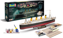 Revell Gift-Set 100 Years TITANIC Pienoismallimatkustajalaiva Kokoamispakkaus 1:400