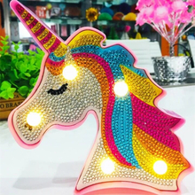 Timanttimaalauslamppu lapsille LED / Diamond Painting - Unicorn