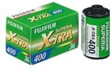 Fujifilm 400 - Consumer film - 135 (35 mm) - 400ASA - 36 shots.
