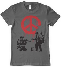 Soldiers Painting CND Sign T-Shirt, T-Shirt