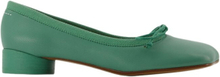 Ballet Pumps in Green Leather