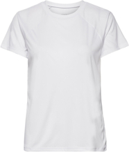 Active Logo Tee T-shirts & Tops Short-sleeved Hvit Röhnisch*Betinget Tilbud