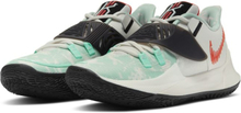 Kyrie Low 3 Basketball Shoe - Grey
