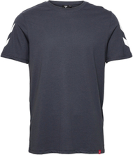 Hmllegacy Chevron T-Shirt T-shirts & Tops Short-sleeved Marineblå Hummel*Betinget Tilbud
