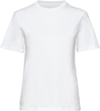Crew Neck Regular T-shirts Short-sleeved Hvit Bread & Boxers*Betinget Tilbud