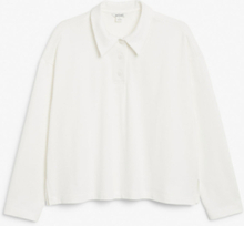 Point collar polo shirt - White