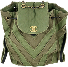 Chanel Backpack Canvas Chevron Cuba Patchwork Khaki Green Ryggsekk Preowned
