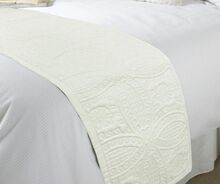 Bieżnik na łóżko Parisienne Cream 45x220 cm