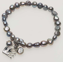 Pearls for Girls. Armband med grå pärlor