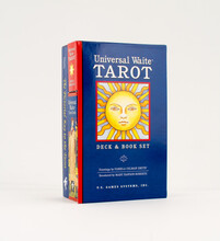 Universal Waite Tarot Deck [With Book]