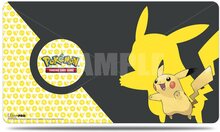 Ultra Pro Pokemon Spelmatta Pikachu 2019 61x34cm