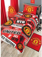 Manchester United FC Official Football Patch Single Duvet and Pillow Set