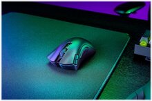 Razer DeathAdder V2 X HyperSpeed - Mus - ergonomisk - högerhänt - optisk - 7 knappar - trådlös - 2.4 GHz, Bluetooth 5.1 LE - trådlös USB-mottagare