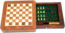 Magnetiskt trä schackspel med låda, Reseschack, 2 spel i ett