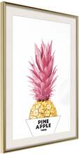 Inramad Poster / Tavla - Trendy Pineapple - 20x30 Guldram med passepartout