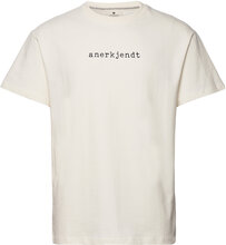 Akarne Box Logo T-shirts Short-sleeved Creme Anerkjendt*Betinget Tilbud