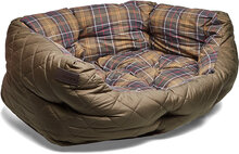 Barbour Quilted Bed 30 Home Pets Dog Beds & Dog Blankets Dog Beds Green Barbour