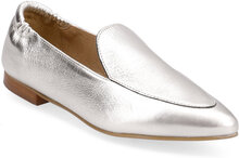 Biatracey Leather Loafer Metallic Loafers Låga Skor Silver Bianco