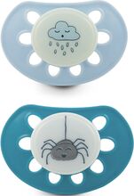 Pacifier Classic Silic Glow 2-Pack, +4 Month Blue Baby & Maternity Pacifiers & Accessories Pacifiers Multi/mønstret Esska*Betinget Tilbud