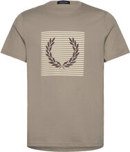 Striped Laurel Wreath Tee Tops T-Kortærmet Skjorte Beige Fred Perry