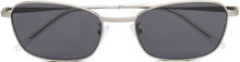 Pelle Frame Designers Sunglasses Square Frame Sunglasses Black HOLZWEILER