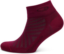W Run+_Ultralight Mini Lingerie Socks Footies/Ankle Socks Rød Icebreaker*Betinget Tilbud