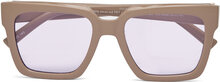 Le Sustain - Trampler Accessories Sunglasses D-frame- Wayfarer Sunglasses Beige Le Specs