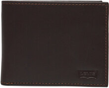 Levi's® Casual Classics Hunte Coin Bifold - Batwin Accessories Wallets Classic Wallets Brown Levi’s Footwear & Acc