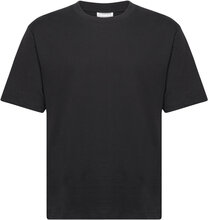 Over Tee S/S Tops T-shirts Short-sleeved Black Lindbergh