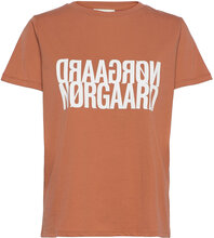 Single Organic Trenda P Tee T-shirts & Tops Short-sleeved Brun Mads Nørgaard*Betinget Tilbud