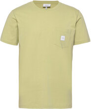 Square Pocket T-Shirt T-shirts Short-sleeved Grønn Makia*Betinget Tilbud