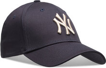 League Essential 39Thirty Ney Accessories Headwear Caps New Era