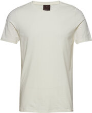 Kyran T-Shirt S-S T-shirts Short-sleeved Hvit Oscar Jacobson*Betinget Tilbud