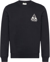 Triangle Mountain Back Graphic Crew Sweat Tops Sweatshirts & Hoodies Sweatshirts Black Penfield