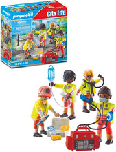 Playmobil City Life Redningsmandskab - 71244 Toys Playmobil Toys Playmobil City Life Multi/patterned PLAYMOBIL