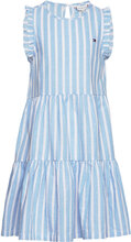 Striped Hemp Ruffle Dress Slvss Dresses & Skirts Dresses Casual Dresses Sleeveless Casual Dresses Blå Tommy Hilfiger*Betinget Tilbud