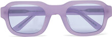 66 Sunglasses Accessories Sunglasses D-frame- Wayfarer Sunglasses Purple VANS