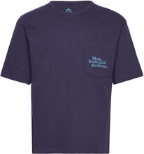 Mfgd Pocket Tee T-shirts & Tops Short-sleeved Blå Zen Running Club*Betinget Tilbud