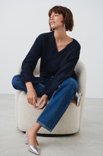 Gina Tricot - V-neck knitted sweater - neulepuserot - Blue - XL - Female