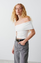 Gina Tricot - Folded off shoulder top - offshouldertopper - White - L - Female